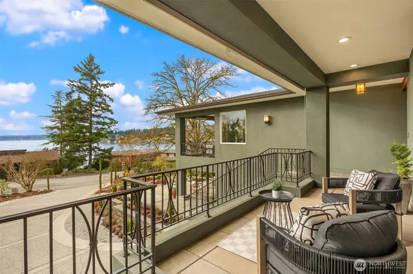 1610 10th ST W, Kirkland, WA 98033