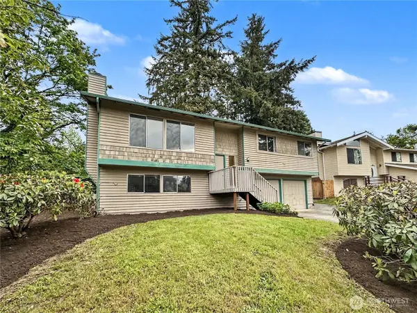 1712 Olympia AVE SE, Renton, WA 98058