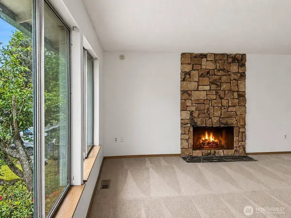 1712 Olympia AVE SE, Renton, WA 98058