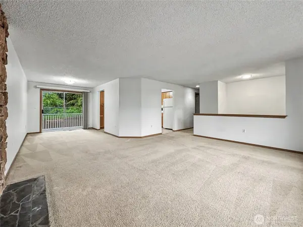 1712 Olympia AVE SE, Renton, WA 98058