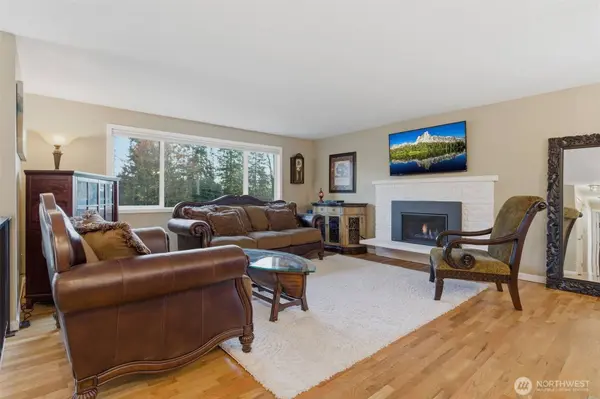 6427 182nd PL SW, Lynnwood, WA 98037