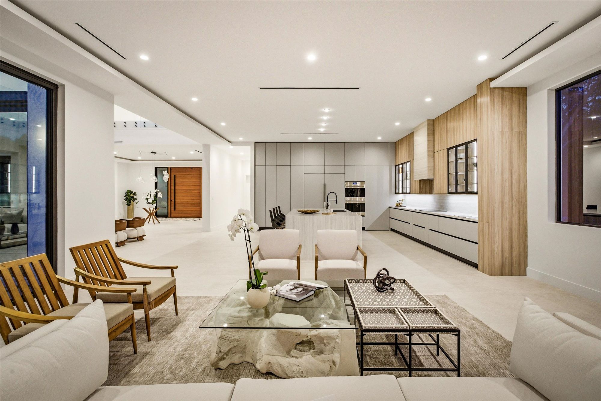 Professional real estate photographer preparing a luxury listing shoot in Broward County