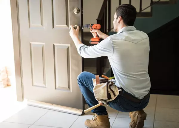 Why You Might Want to Invest in a New Front Door,Denice Landaeta