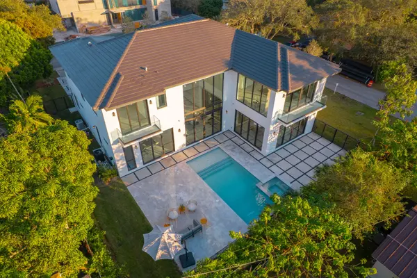 How to Sell a Luxury Home in Weston in 2026 Without Leaving Money on the Table,Denice Landaeta