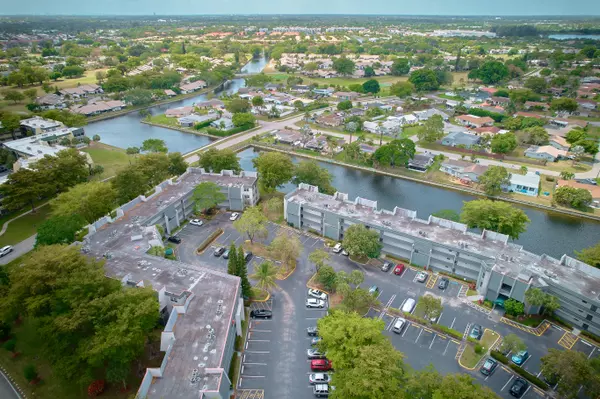 Tamarac, FL 33321,9150 Lime Bay Blvd APT 201