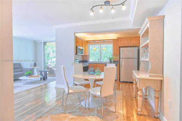 9150 Lime Bay Blvd #201, Tamarac, FL 33321