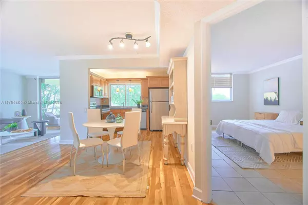 9150 Lime Bay Blvd #201, Tamarac, FL 33321