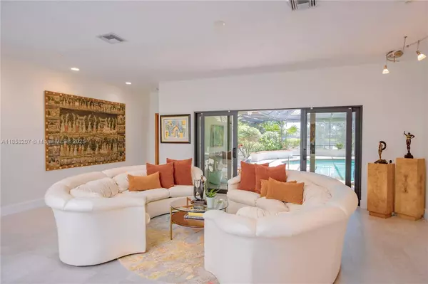 510 Birchwood Way, Weston, FL 33326