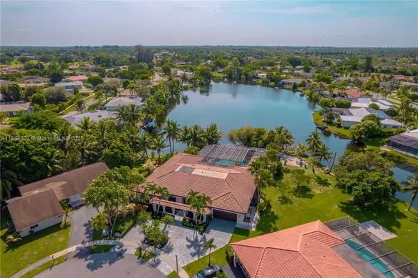 510 Birchwood Way, Weston, FL 33326