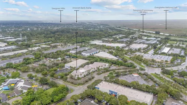 10300 NW 53rd St, Sunrise, FL 33351