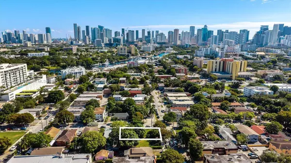 1101 NW 5th St, Miami, FL 33128