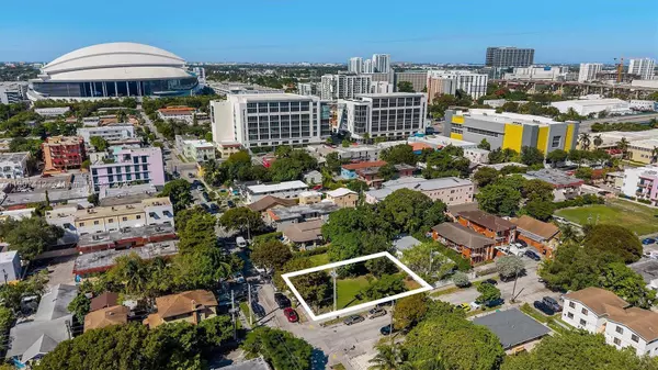 1101 NW 5th St, Miami, FL 33128