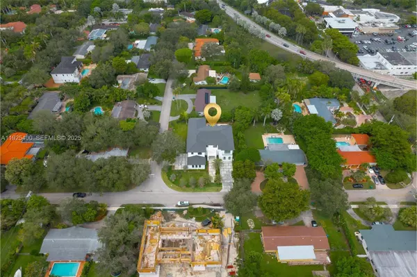 9840 SW 73rd Ct, Pinecrest, FL 33156