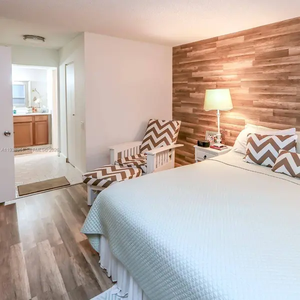 9150 Lime Bay Blvd #212, Tamarac, FL 33321