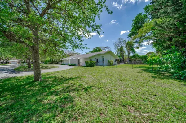 13100 SW 81st Ave, Pinecrest, FL 33156