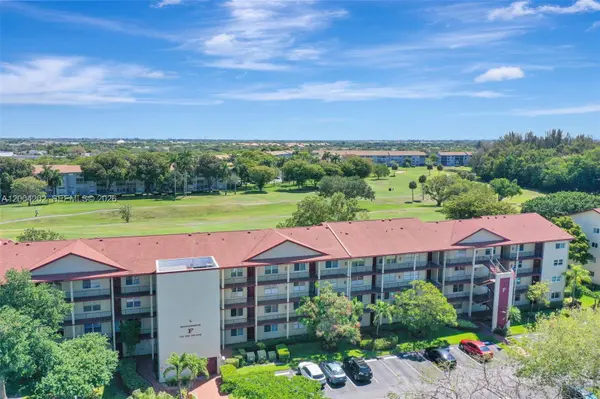 701 SW 128th Ave #207F, Pembroke Pines, FL 33027