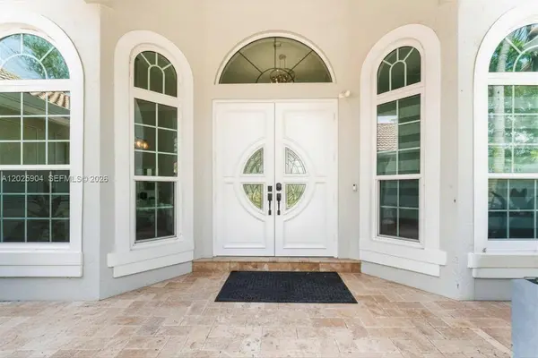 2708 Meadowood Dr #2708, Weston, FL 33332