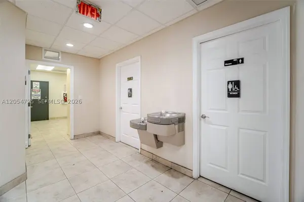 1001 NW 72nd St, Miami, FL 33150