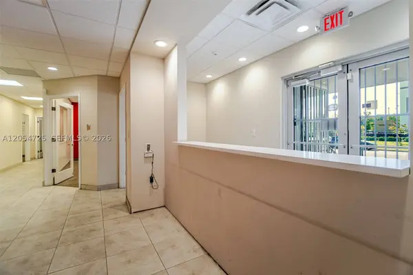1001 NW 72nd St, Miami, FL 33150
