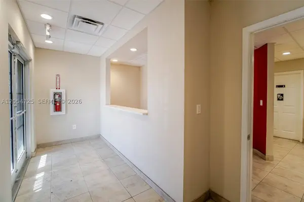 1001 NW 72nd St, Miami, FL 33150