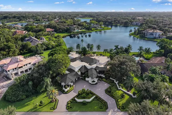 2965 Surrey Ln, Weston, FL 33331