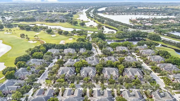 Gated Communities in Weston: What Each Type of Gate Really Means