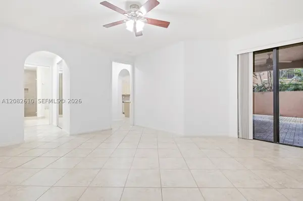 2890 Kinsington Cir #22-1, Weston, FL 33332