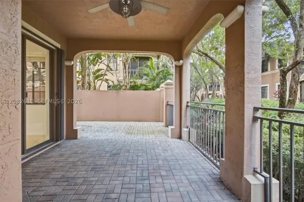 2890 Kinsington Cir #22-1, Weston, FL 33332