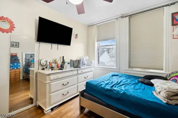 172 20Th Ave, Paterson City, NJ 07501