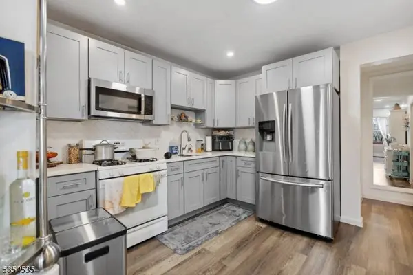 172 20Th Ave, Paterson City, NJ 07501