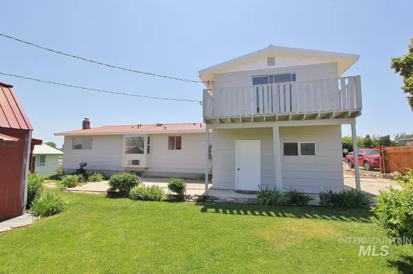 207 Pleasant St, New Plymouth, ID 83655