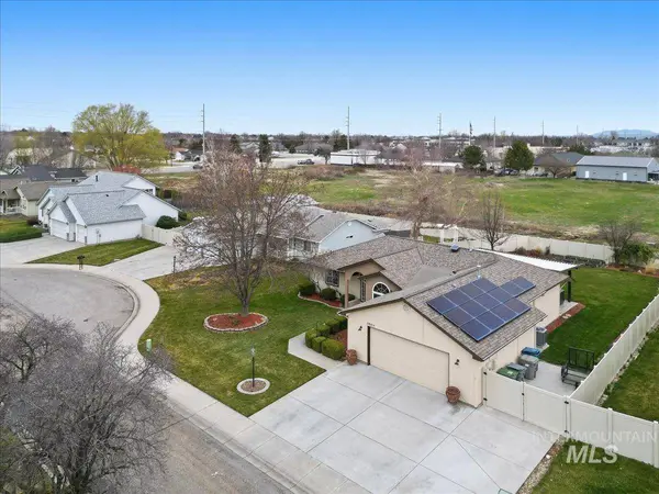 8864 W Mediterranean Ct, Boise, ID 83709