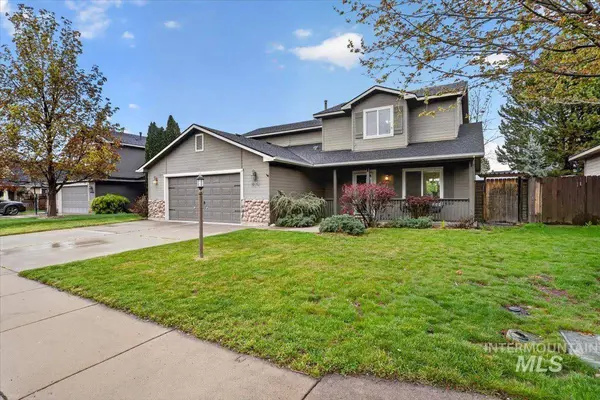 10448 W Merab Ct, Star, ID 83669