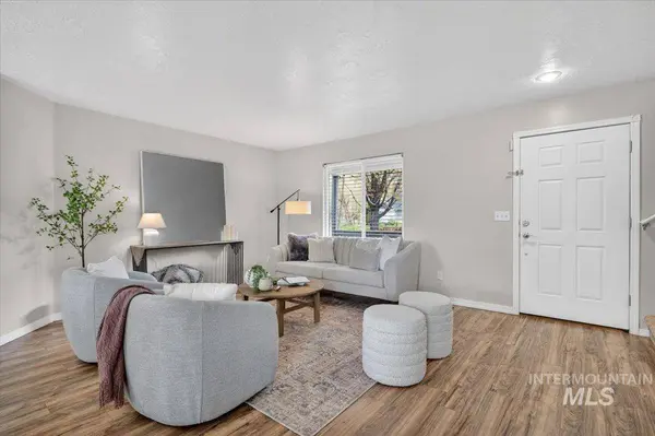 10448 W Merab Ct, Star, ID 83669