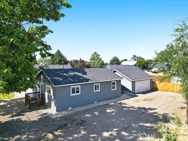 3029 N Maple Grove Rd, Boise, ID 83704