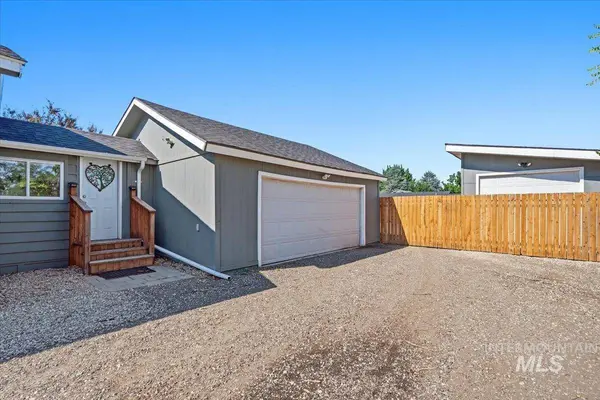 3029 N Maple Grove Rd, Boise, ID 83704