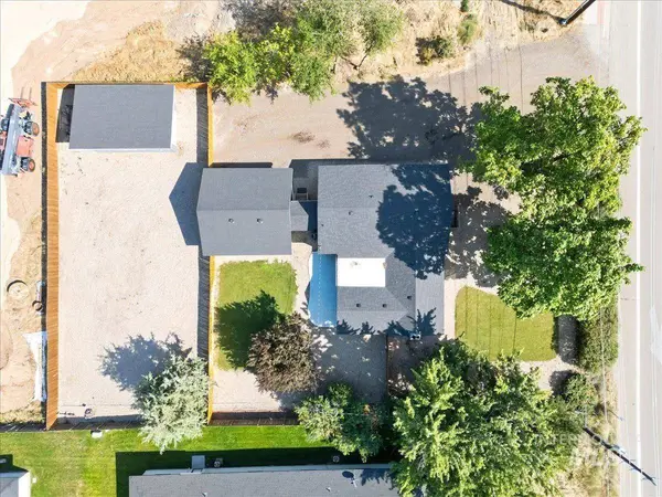3029 N Maple Grove Rd, Boise, ID 83704