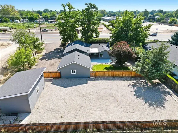 3029 N Maple Grove Rd
