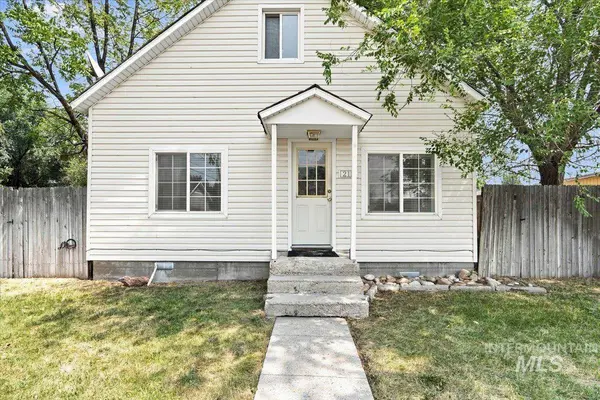 212 Ne 2nd St