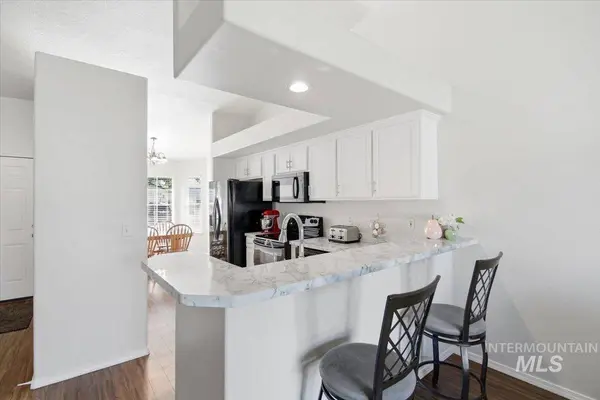 2508 E Cinnamon Lane, Nampa, ID 83687