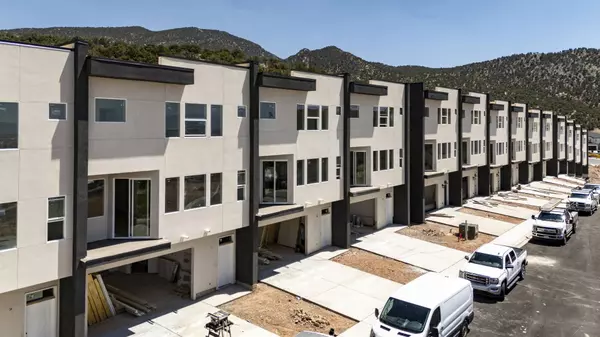 665 E 2015 N Fiddler Cove #DEVELOPED 8 Plex Pads, Cedar City, UT 84721