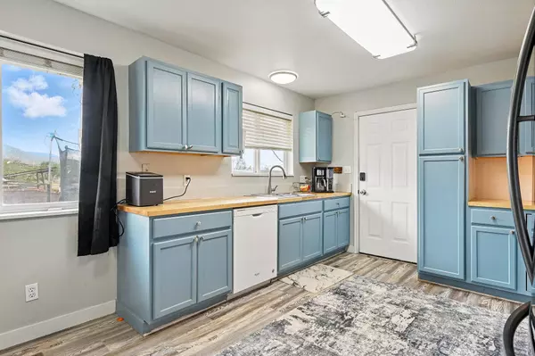 1790 E Homestead, Enoch, UT 84721