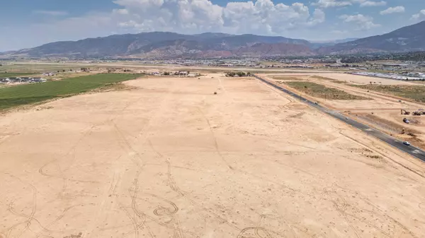 800 N Lund HWY 19.45 Acres Zoned R2-1, Cedar City, UT 84721