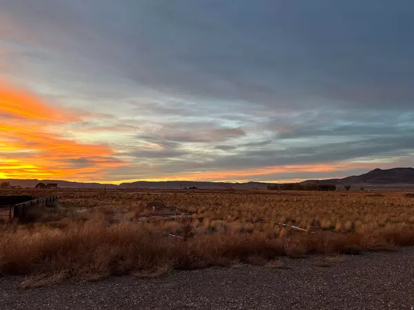 2700 N KANE SPRINGS RD, Parowan, UT 84761