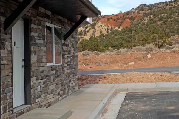920 S 25 E ##22E, Cedar City, UT 84720