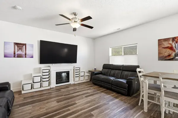 1457 W Topaz DR B, Cedar City, UT 84720