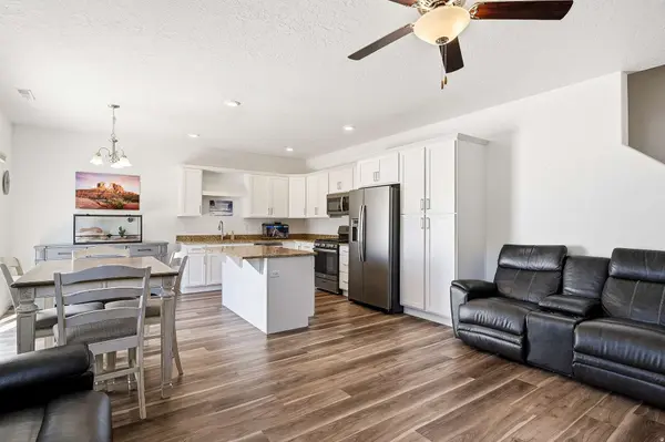 1457 W TOPAZ DR ##B, Cedar City, UT 84720