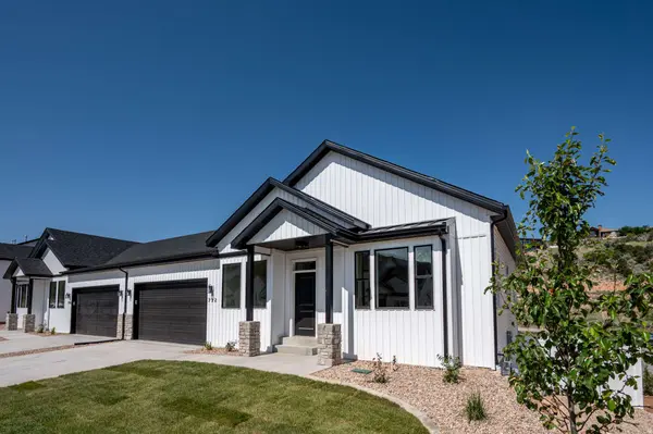 702 S LIBERTY COVE DR, Cedar City, UT 84720