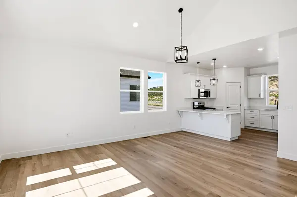 694 S LIBERTY DR, Cedar City, UT 84720