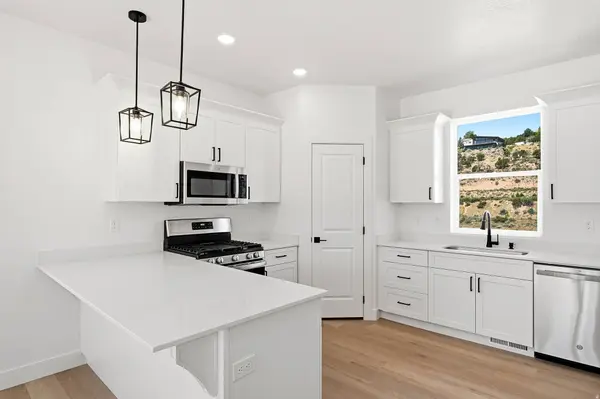694 S LIBERTY DR, Cedar City, UT 84720